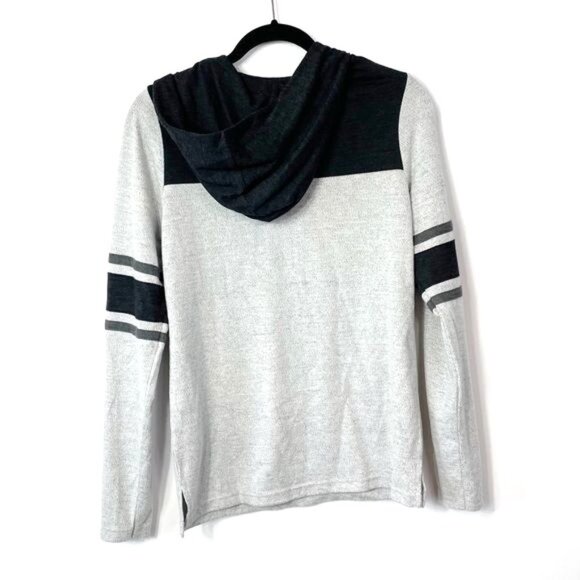 Antigua Las Vegas Raiders Gray & Black Lace-Up Hoodie Hockey Style Womens Medium - Picture 3 of 8